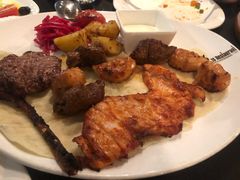 -Efes Turkish & Mediterranean Cuisine 艾菲斯餐厅(陆家嘴店)