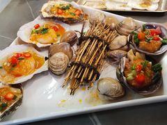 -围炉肉舍•炭烤活鳗•丹东海鲜烤肉(步行街店)