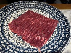 手切鲜羊后腿-北京老门框爆肚四季涮肉(淮海东路外滩店)