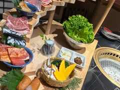 -山川小町·极番烧肉(新地假日广场店)