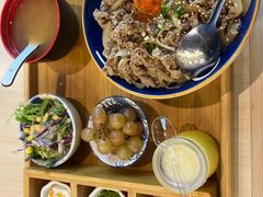 -柏鮨寿司.刺身.定食(米山町地中海店)
