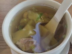 -裕记烧腊连锁餐饮(国商分店)