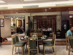 -广州中心皇冠假日酒店·百粤楼