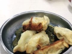 -黄阿姨锅贴大王(万航渡路店)