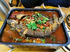 -老东镇啤酒屋海鲜加工·蒸汽海鲜·海鲜烧烤(台东店)