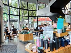 -星巴克(武汉金色港湾店)