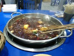 -马路边边·成都串串(翠柏路店)