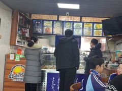 -敖特尔布里亚特美食坊(世纪花苑店)
