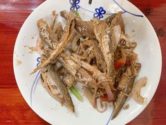 -芦茨金富饭庄·25年老字号·专做稻草鸡