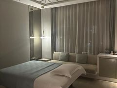 -浅深(世茂滨江精品店)
