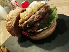 -HIGH FIVE哈福手工汉堡(桂林路店)