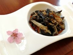 龙湖特色秘制鸡爪-龙湖东院农庄(乡间小路店)