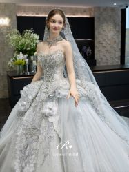 点击看大图 -Renee芮亦婚纱
