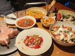 -JINNS锦时 steak&pizza(浸信会礼拜堂旧址店)