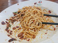 -李先生牛肉面大王(上海站南广场店)