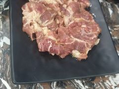 -啊美丽炭火烤肉(滑翔一店)