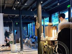 大堂-Metal hands·铁手咖啡