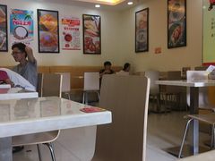 大堂-爱乐信甜品(石湾店)
