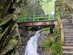 -藏龙百瀑风景区