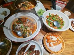 -爱碗亭·鲜炒湖南菜(壹城中心店)