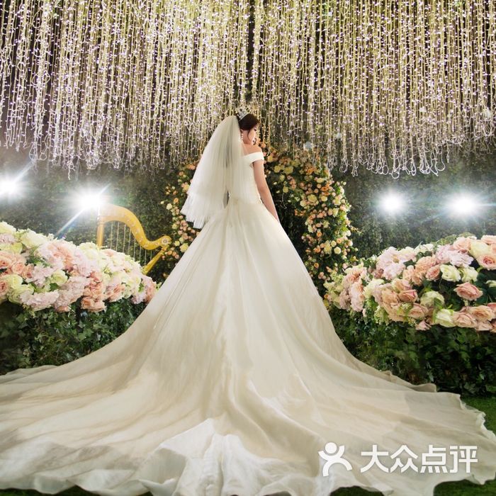 蒂芬妮婚纱摄影