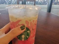 粉樱冰抹茶拿铁-星巴克(无锡高铁站店)