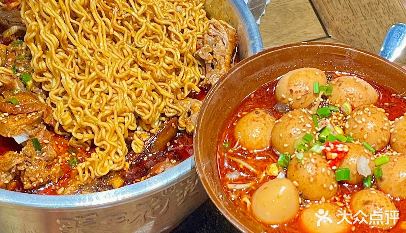 鸭肠超爽脆 ！巨入味 下饭没他真的不行 冒脑花