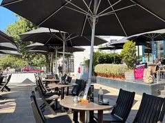 -Bully Hayes Restaurant & Bar