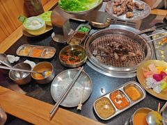 -韩烧牛中牛·甄选黑牛烤肉(黑金店)