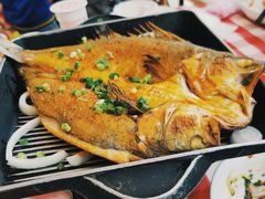 葱香烤鱼-西贝莜面村(城西银泰店)
