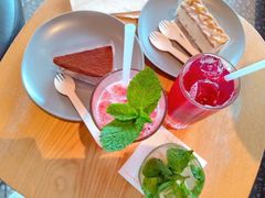 -星巴克臻选(上海合生汇1F店)