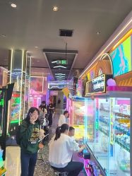 -卡通尼乐园(景枫中心店)