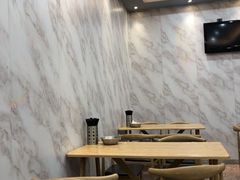 -白翔甜食店