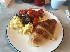 蘑菇番茄炒蛋牛角-Pizza Express(机场T1店)