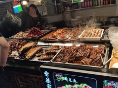 -八一路好吃街(雨田商务大厦店)