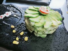 牛油果塔塔-满洲里饭店-尼基金俄餐厅
