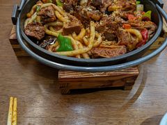 -夏都地标马一刀烤肉美食城