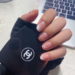 -丫丫NAIL日式自助美甲美睫沙龙