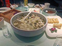 -巴特餐饮6加1音乐餐吧·新疆菜