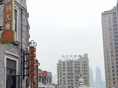 -白象居