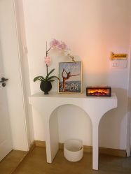 -闺蜜瑜伽·普拉提女性塑形馆