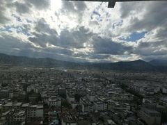 -官房大酒店-玉龙旋宫观景餐厅