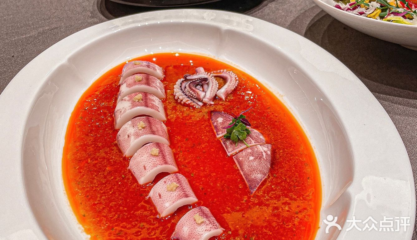 在绍兴，宴请、聚餐首先会想到的食府