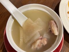 酸萝卜老鸭汤-肆海小川菜酒馆Wine Bistro (青年路店)
