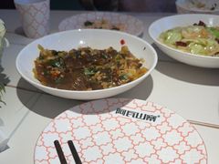 -阿瓦山寨·湘菜现炒·剁椒鱼头王(咸阳总店)
