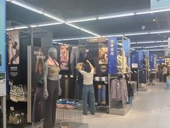-迪卡侬(高新万达店)