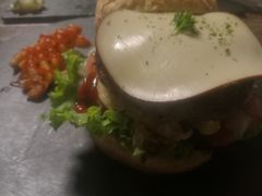 -HIGH FIVE哈福手工汉堡(桂林路店)