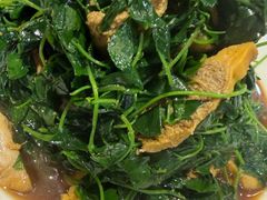 -品鲜村农家菜·阳澄湖大闸蟹(总店)