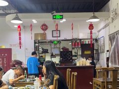 -龙顺园麻辣香锅(机场店)