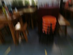 -丽虹云南过桥米线(兴工街店)